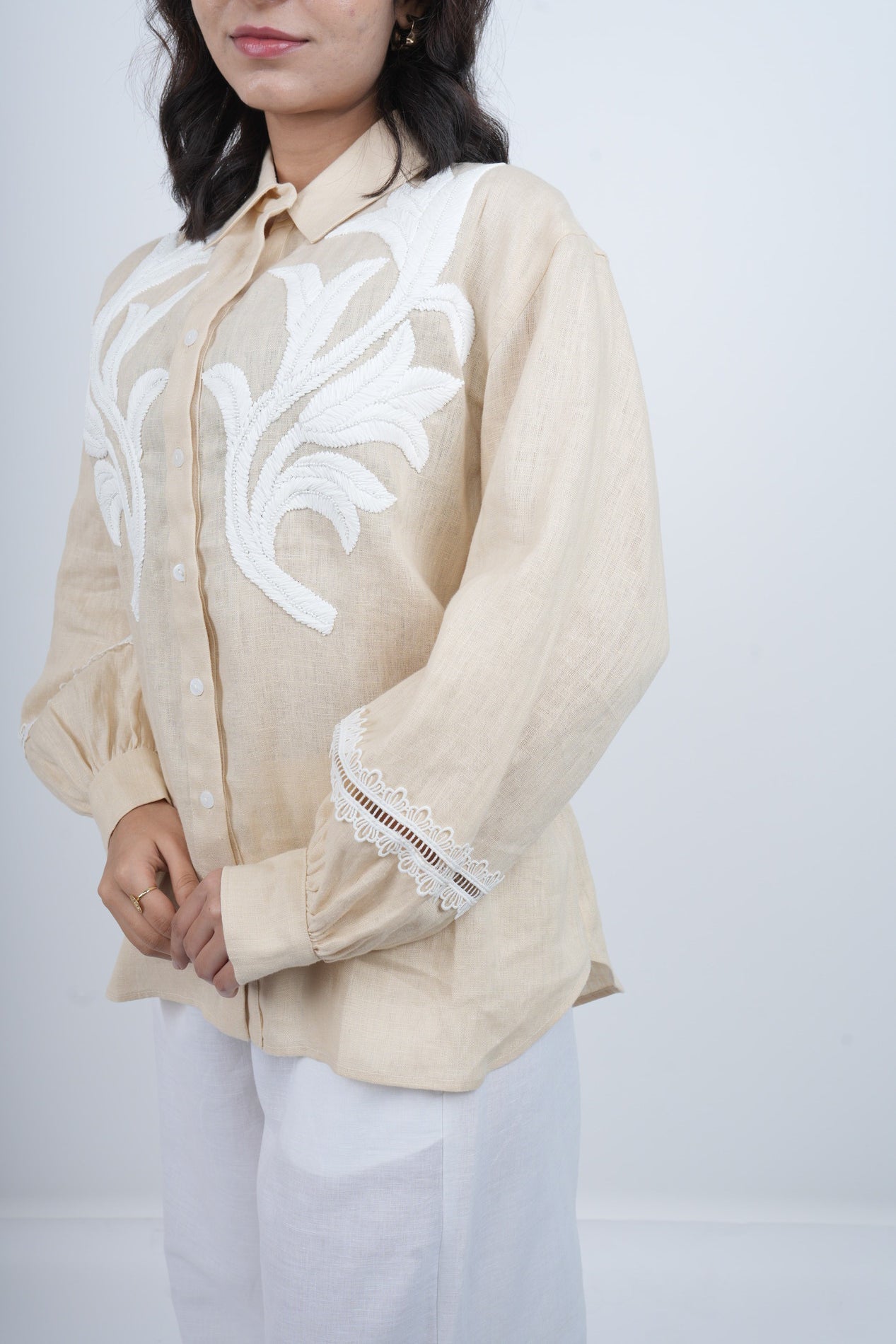 Rafya Embroidered Breeze Linen Shirt